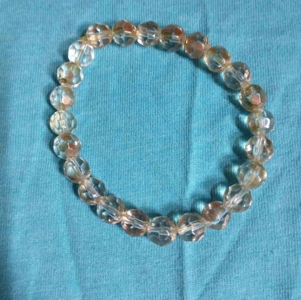 Faceted beaded stretch bracelet